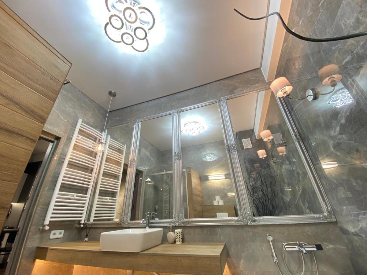 Rentnow Modern Lux Apartment In Centre Chisinau Luaran gambar