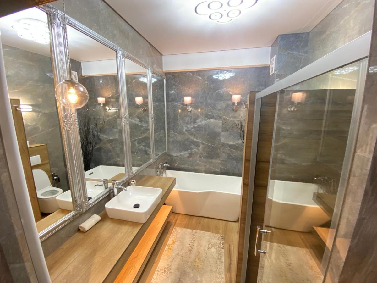 Rentnow Modern Lux Apartment In Centre Chisinau Luaran gambar