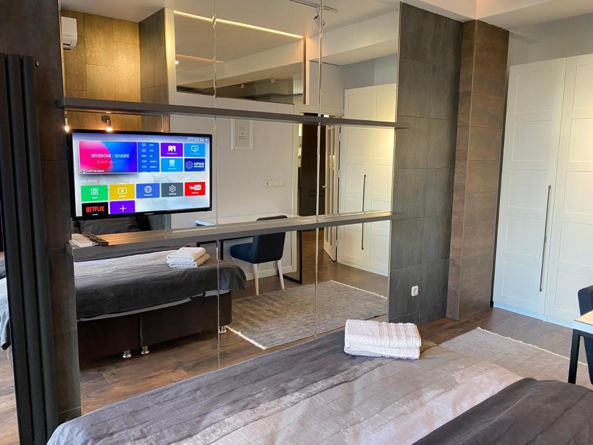 Rentnow Modern Lux Apartment In Centre Chisinau Luaran gambar