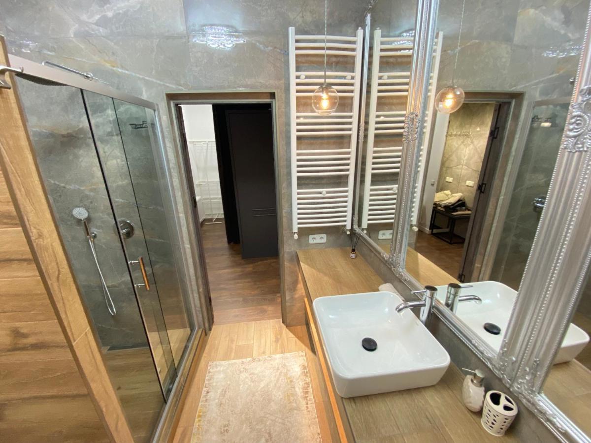 Rentnow Modern Lux Apartment In Centre Chisinau Luaran gambar